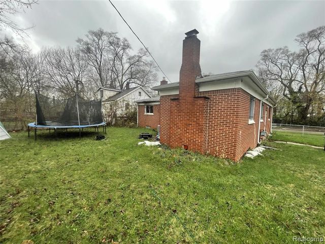 15510 Faircrest Street, Detroit, MI 48205