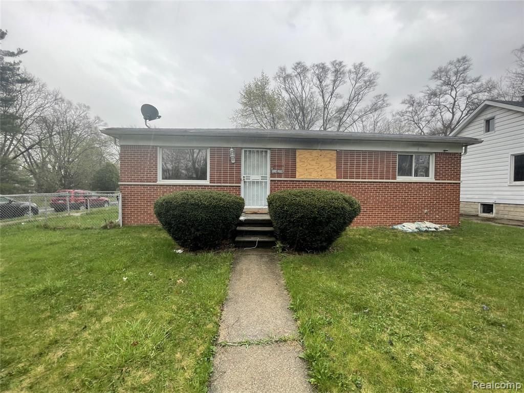 15510 Faircrest Street, Detroit, MI 48205