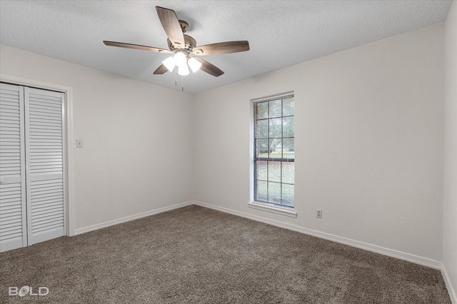 201 Rolling Meadows Lane, Bossier City, LA 71112