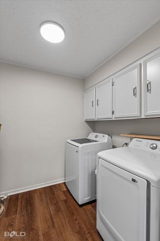 201 Rolling Meadows Lane, Bossier City, LA 71112