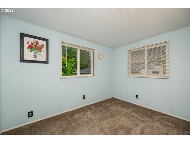 1475 GREEN ACRES Rd 159, Eugene, OR 97408