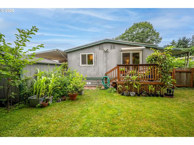 1475 GREEN ACRES Rd 159, Eugene, OR 97408
