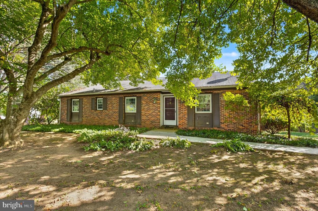 1314 BRIDGE RD, West Chester, PA 19382