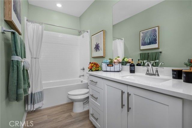 1633 E Avenue H7, Lancaster, CA 93535