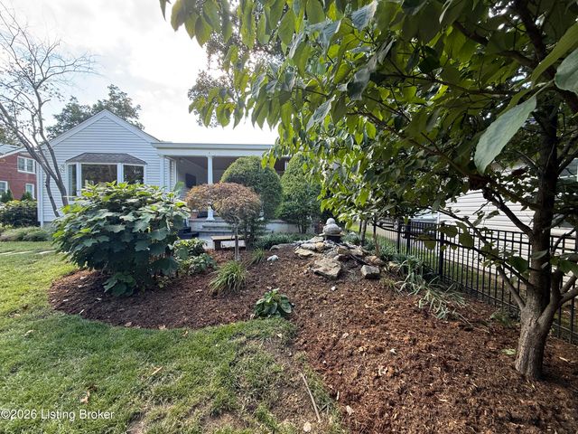 105 Brown Ave, Louisville, KY 40207