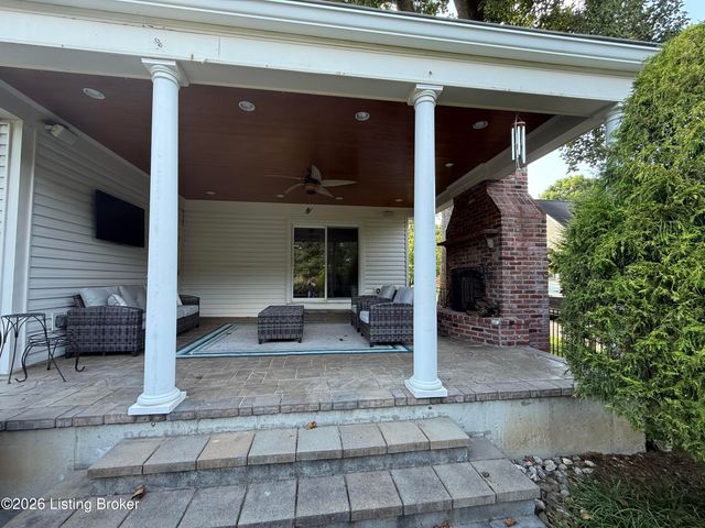 105 Brown Ave, Louisville, KY 40207