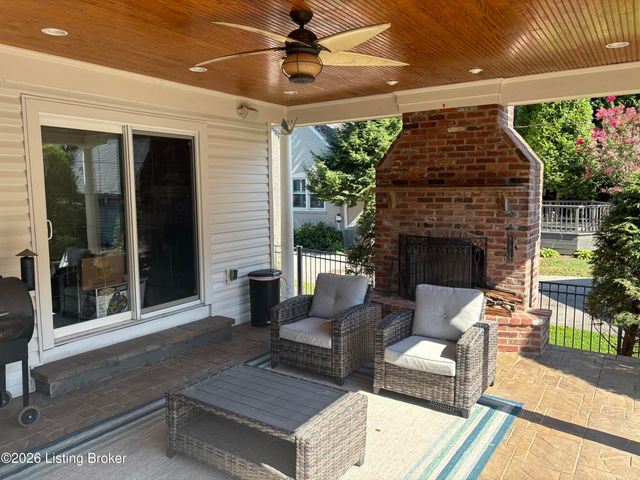 105 Brown Ave, Louisville, KY 40207
