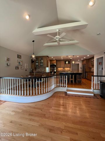 105 Brown Ave, Louisville, KY 40207
