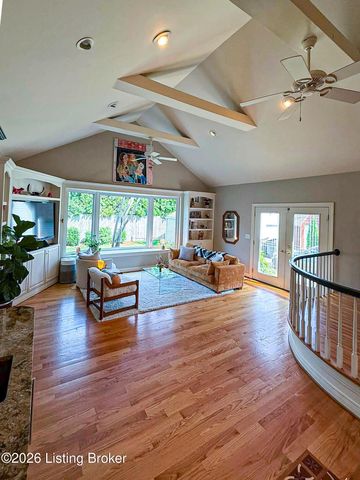 105 Brown Ave, Louisville, KY 40207
