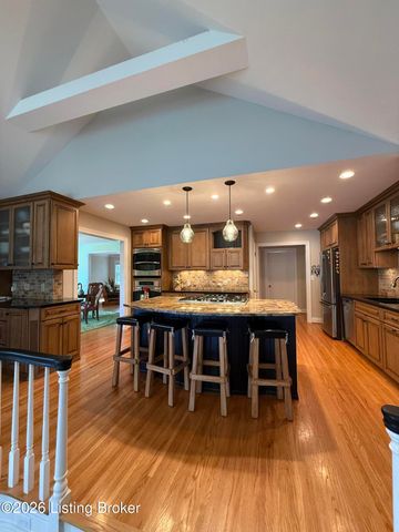 105 Brown Ave, Louisville, KY 40207