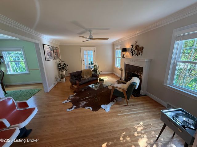 105 Brown Ave, Louisville, KY 40207