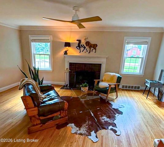 105 Brown Ave, Louisville, KY 40207