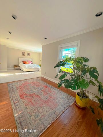105 Brown Ave, Louisville, KY 40207