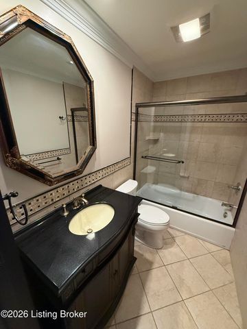 105 Brown Ave, Louisville, KY 40207