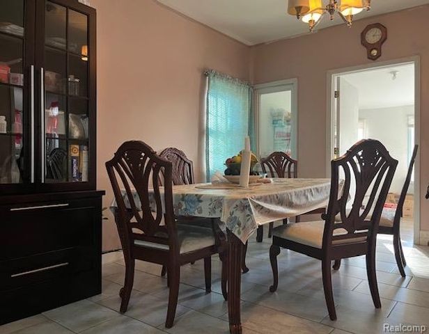 12091 Manor Street, Detroit, MI 48204