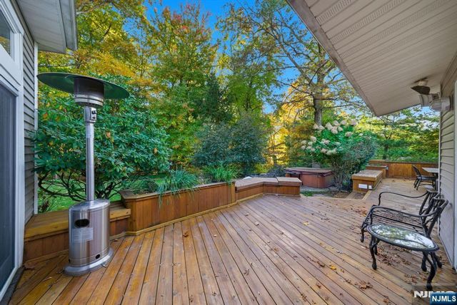 62 Venus Drive, Closter, NJ 07624