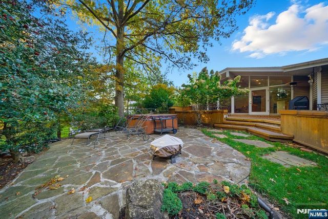 62 Venus Drive, Closter, NJ 07624