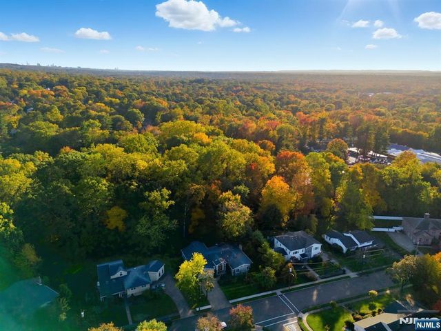 62 Venus Drive, Closter, NJ 07624