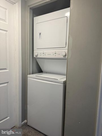 2408 BEACON HILL, Holland, PA 18966
