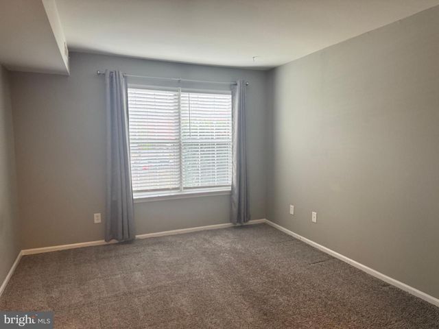 2408 BEACON HILL, Holland, PA 18966