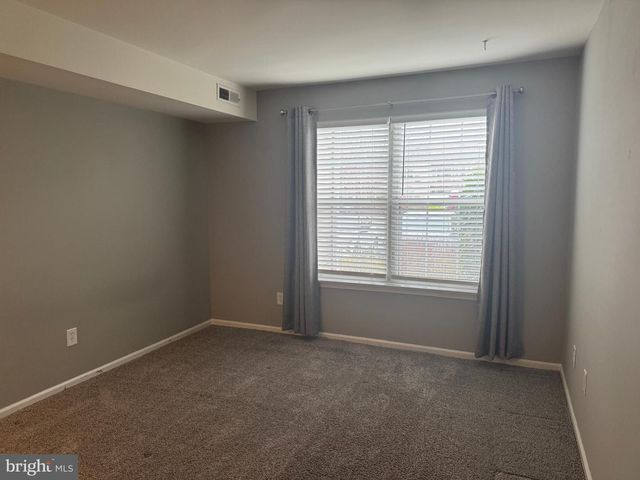 2408 BEACON HILL, Holland, PA 18966