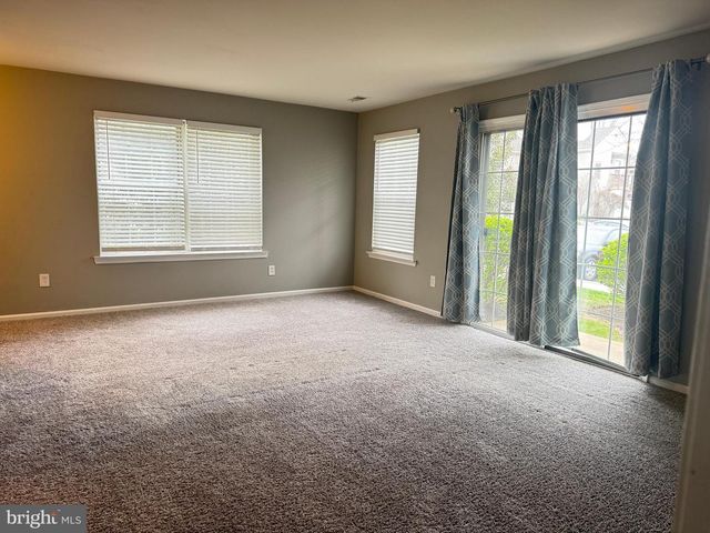2408 BEACON HILL, Holland, PA 18966