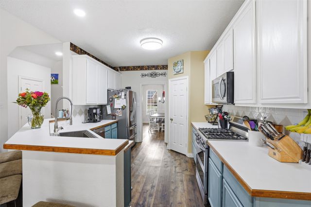 1012 Wedgewood Drive, Mansfield, TX 76063