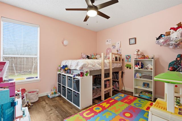 1012 Wedgewood Drive, Mansfield, TX 76063