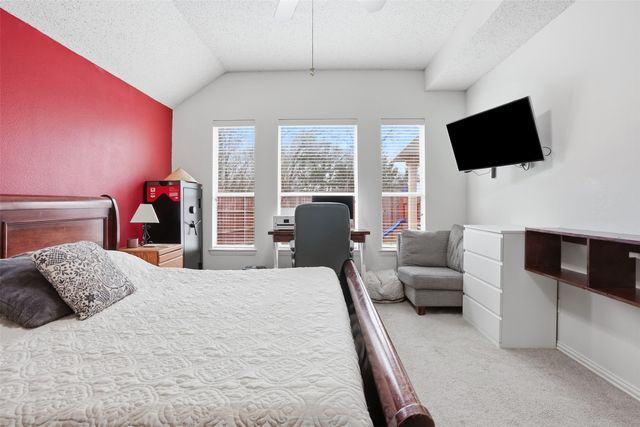 1012 Wedgewood Drive, Mansfield, TX 76063