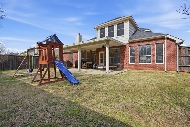 1012 Wedgewood Drive, Mansfield, TX 76063