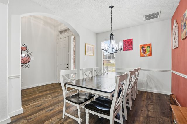 1012 Wedgewood Drive, Mansfield, TX 76063