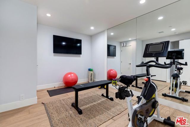 489 S Willaman Drive, Los Angeles, CA 90048