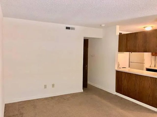 938 W Cleveland Street 104, Fayetteville, AR 72701