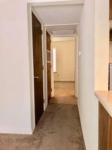 938 W Cleveland Street 104, Fayetteville, AR 72701