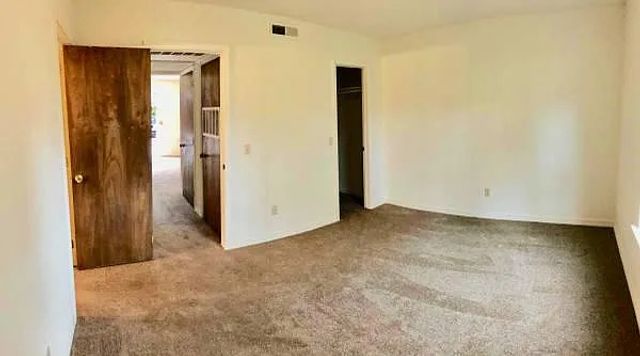 938 W Cleveland Street 104, Fayetteville, AR 72701
