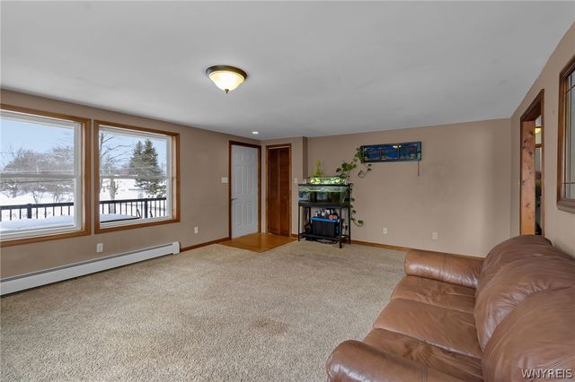 8649 West Avenue, Eden, NY 14057