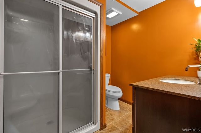 8649 West Avenue, Eden, NY 14057