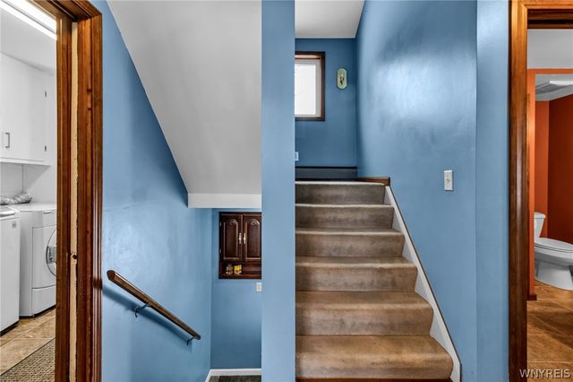 8649 West Avenue, Eden, NY 14057