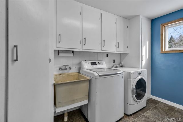 8649 West Avenue, Eden, NY 14057