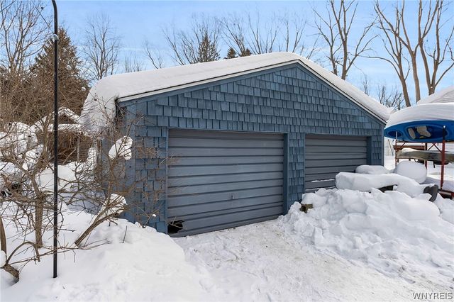 8649 West Avenue, Eden, NY 14057