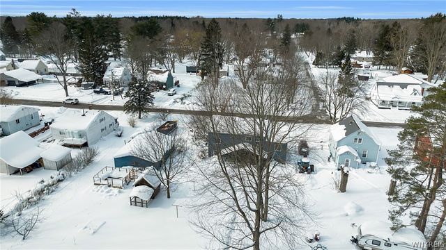 8649 West Avenue, Eden, NY 14057