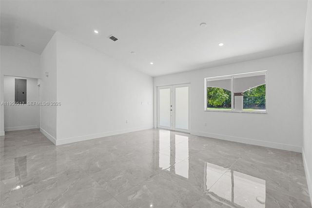 21991 SW 252nd St, Homestead, FL 33031