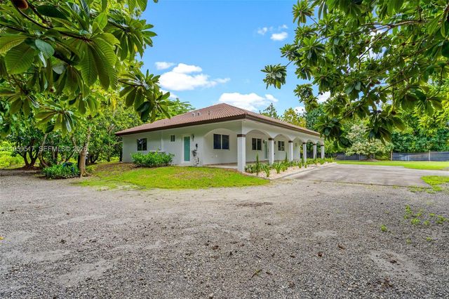 21991 SW 252nd St, Homestead, FL 33031