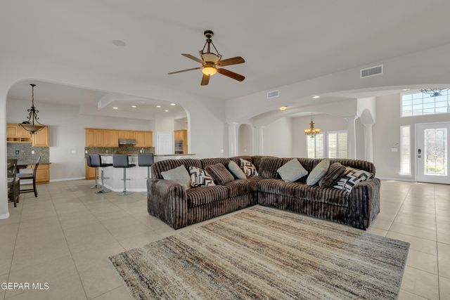 1463 SHELBY RIDGE Drive, El Paso, TX 79912