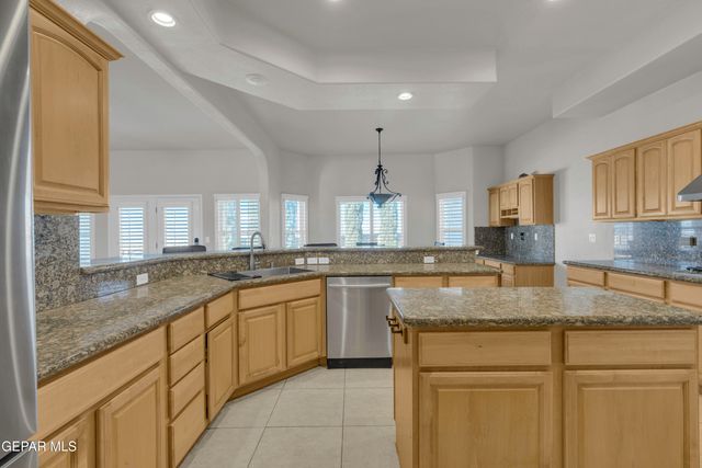 1463 SHELBY RIDGE Drive, El Paso, TX 79912