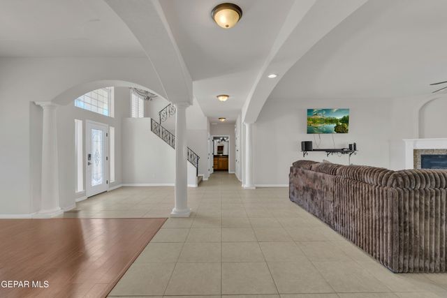 1463 SHELBY RIDGE Drive, El Paso, TX 79912