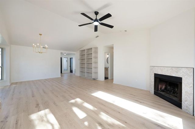 1804 Foxfire Road, Edmond, OK 73003