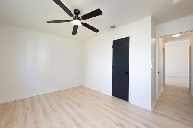 1804 Foxfire Road, Edmond, OK 73003