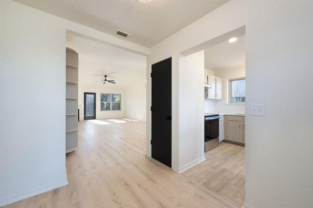 1804 Foxfire Road, Edmond, OK 73003