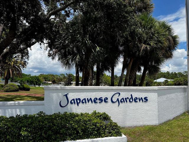 610 DELPHINIUM DRIVE, Venice, FL 34293